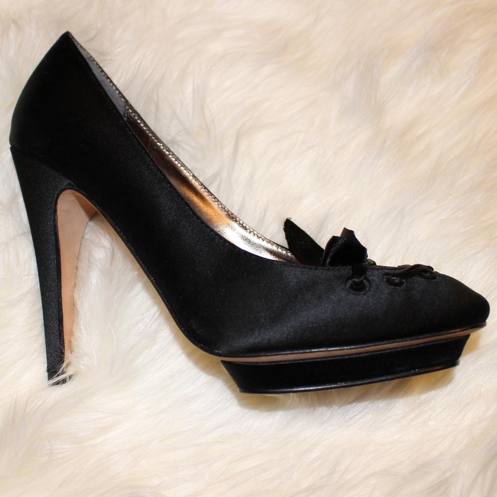 BCBG MAXAZRIA Black Tatiana Satin Pumps Platforms